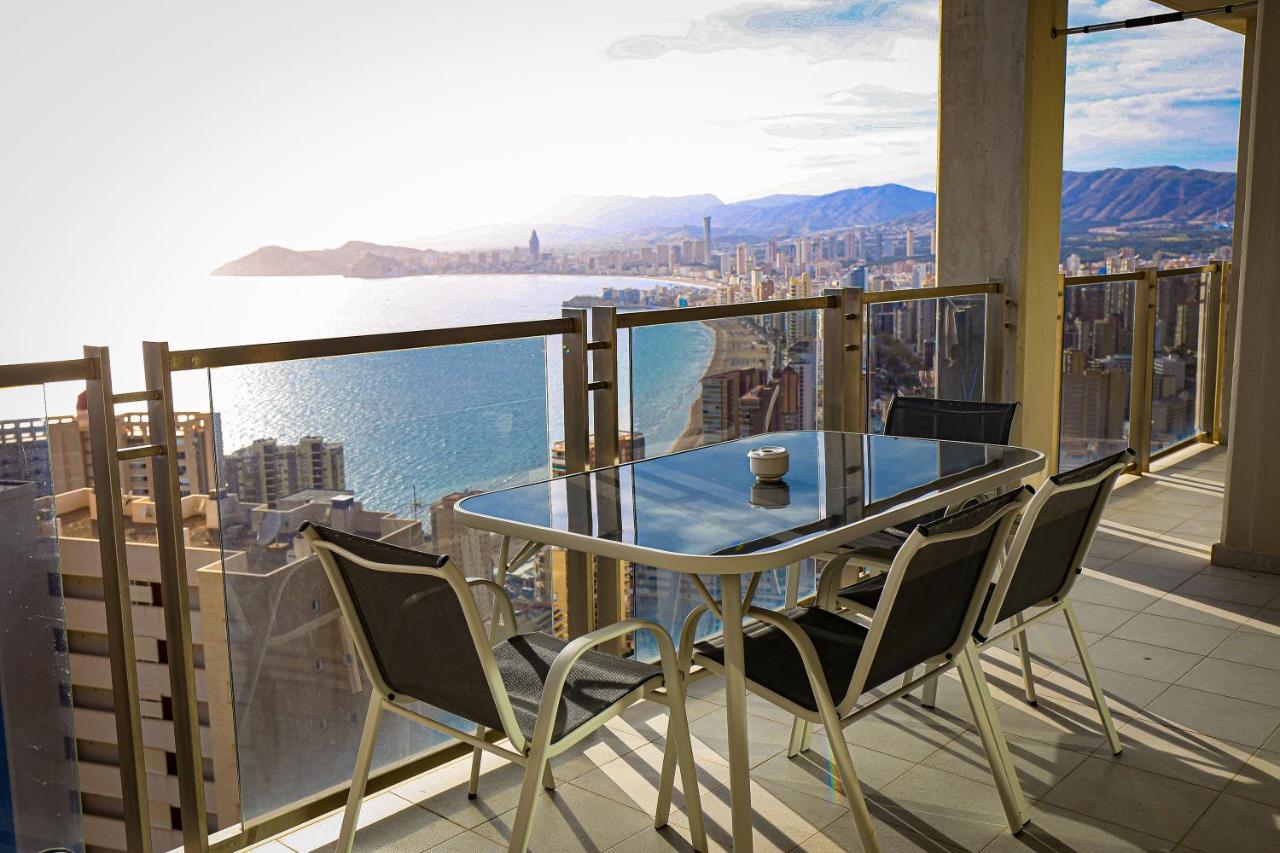 Mirador Del Mediterraneo Benidorm Luaran gambar