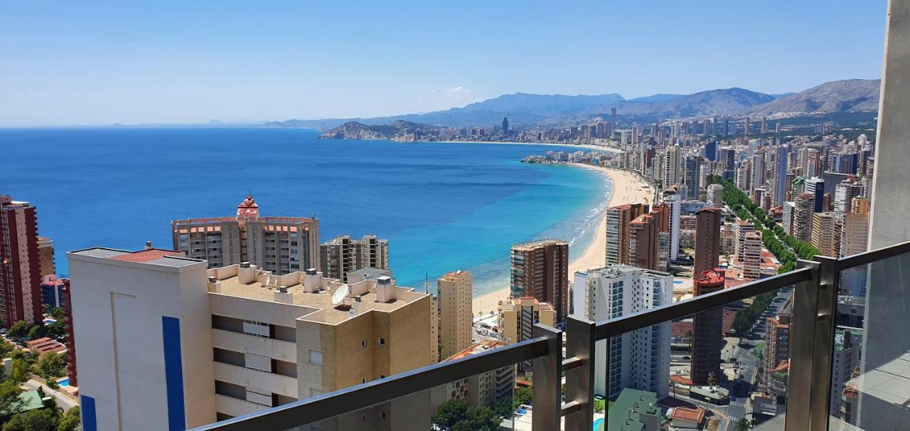 Mirador Del Mediterraneo Benidorm Luaran gambar
